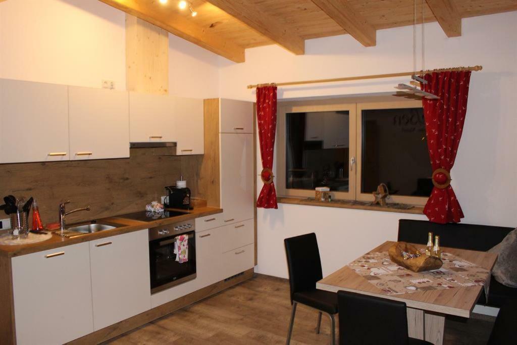 Alpinjuwel In Hippach Apartamento Exterior foto