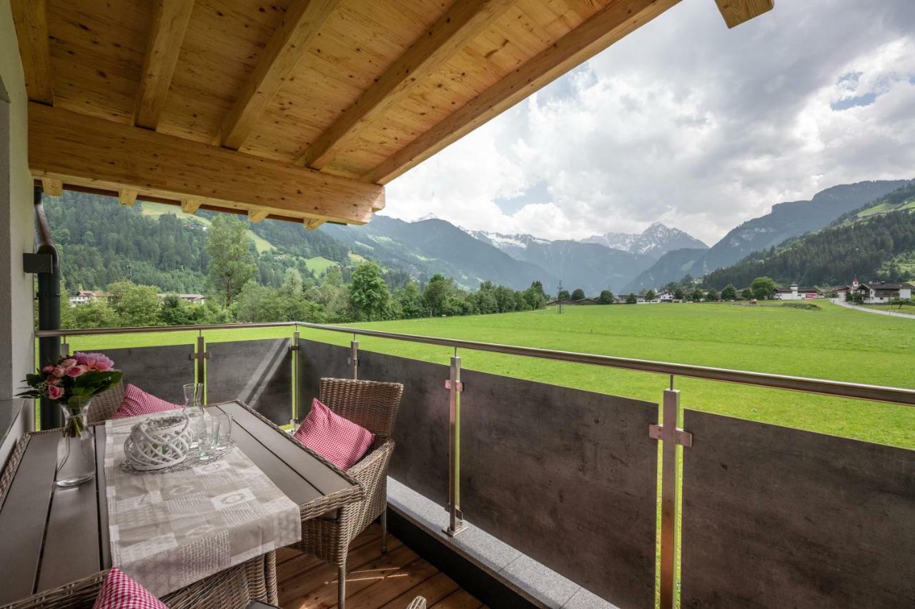 Alpinjuwel In Hippach Apartamento Exterior foto
